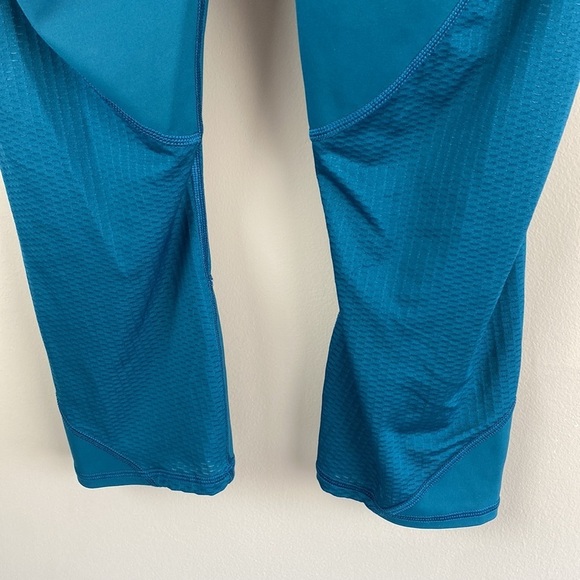 Athleta Leggings Small Capri Teal Blue Contender Mesh Crop High Rise Size Small - Picture 11 of 16